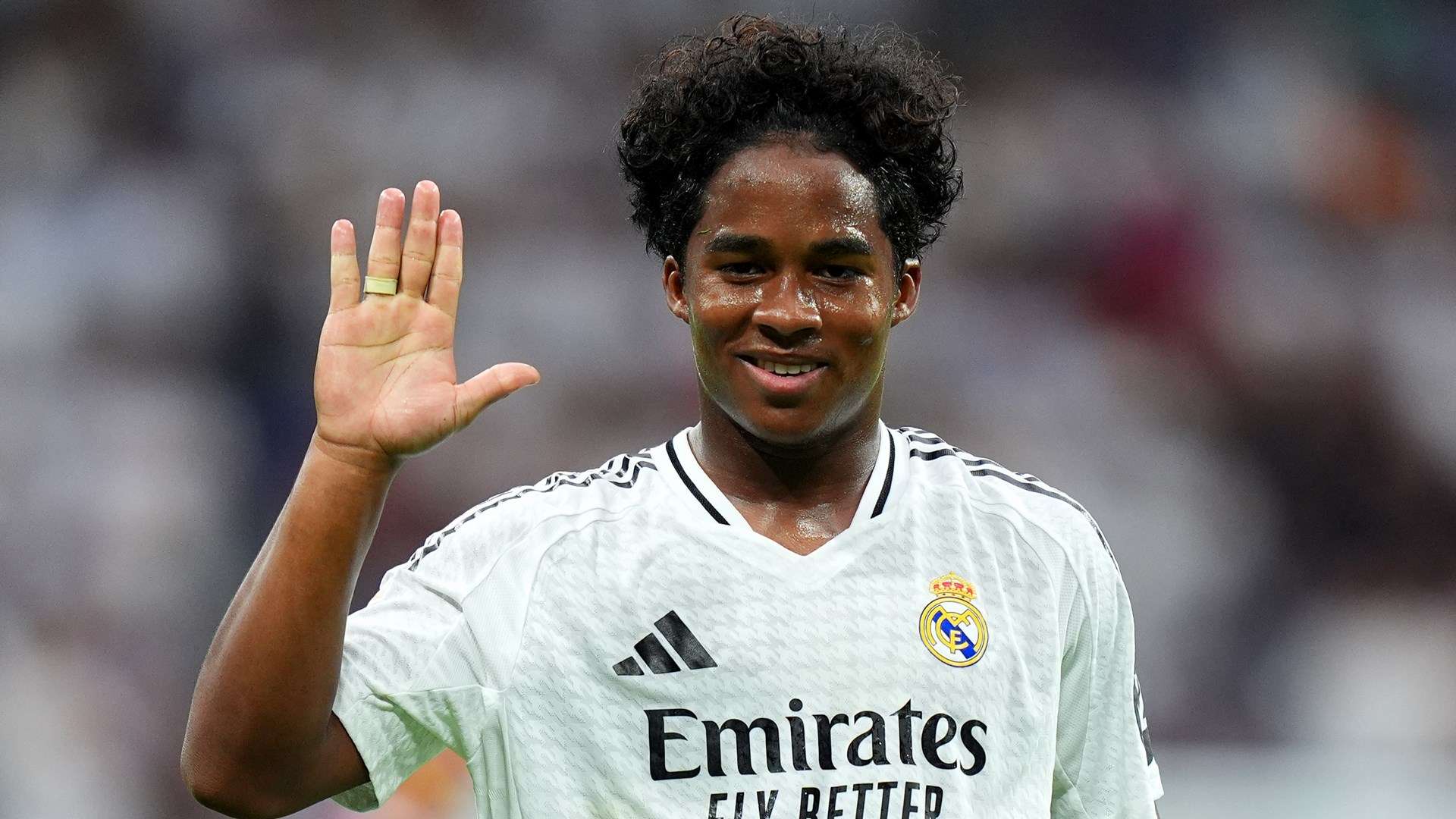 但仍然被拉 但仍然被拉